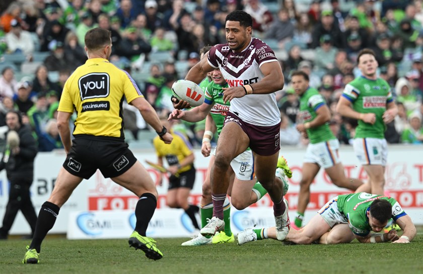 Coming through...Taniela Paseka charges to the tryline against the Raiders